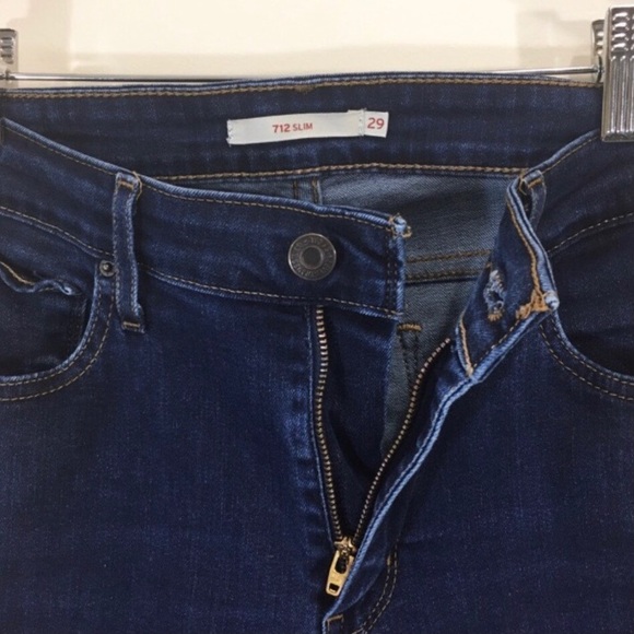 Levis 712 Slim Mid-Rise Fringe Jeans Sz 29 - Picture 7 of 7